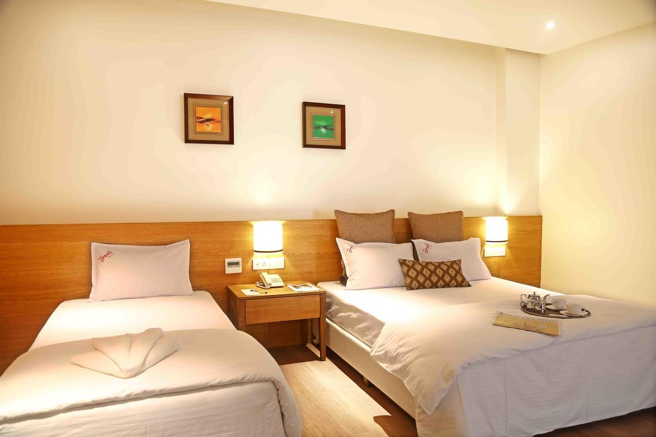 Hotel Preeti Executive Satara Eksteriør billede